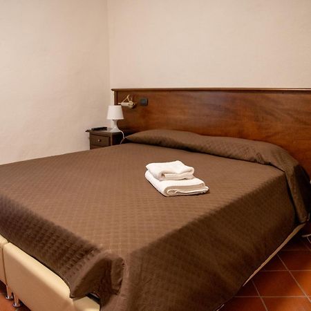 Dimora Del Borgo Affittacamere ซานจิเนโต ภายนอก รูปภาพ