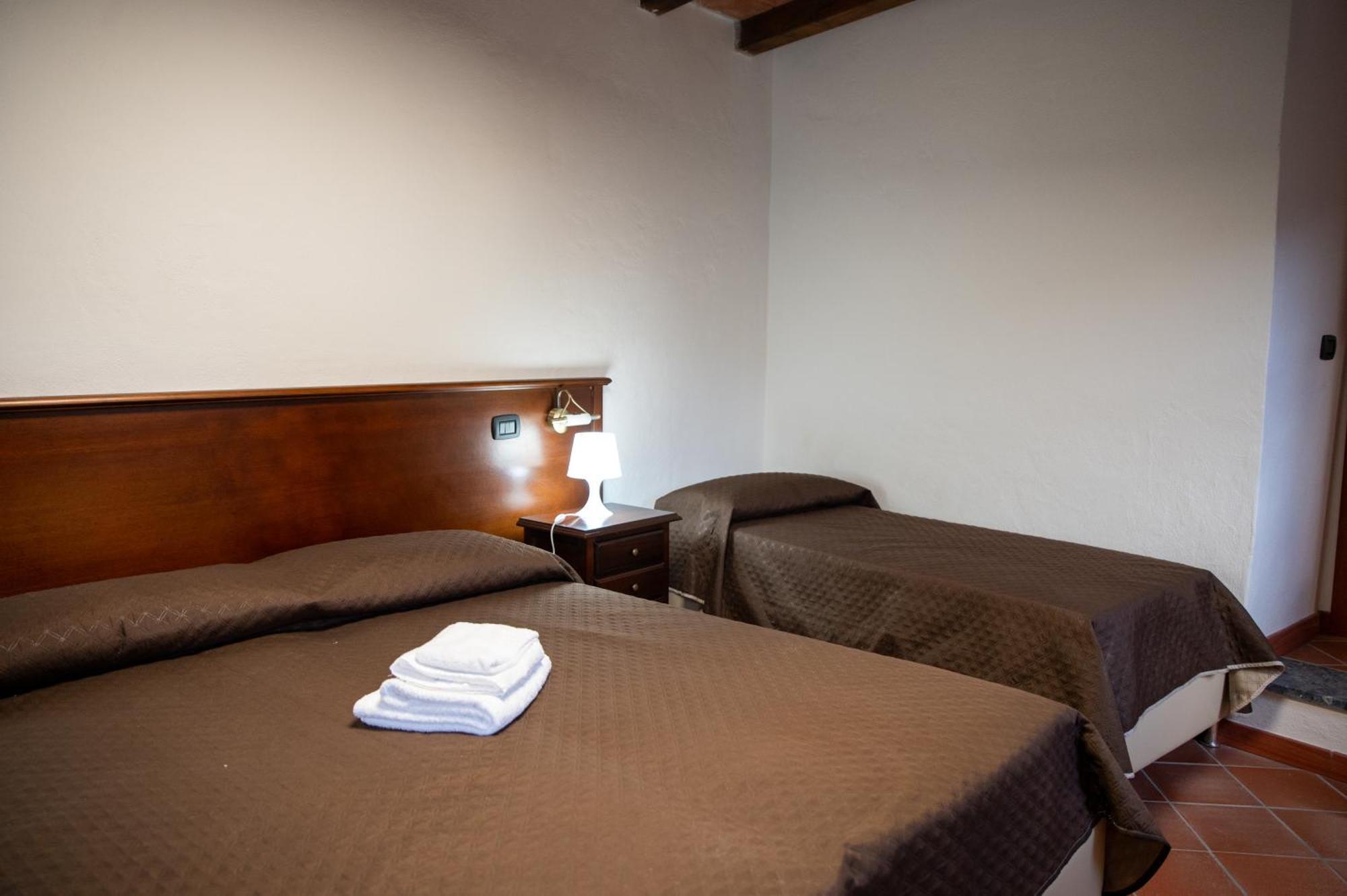 Dimora Del Borgo Affittacamere ซานจิเนโต ภายนอก รูปภาพ