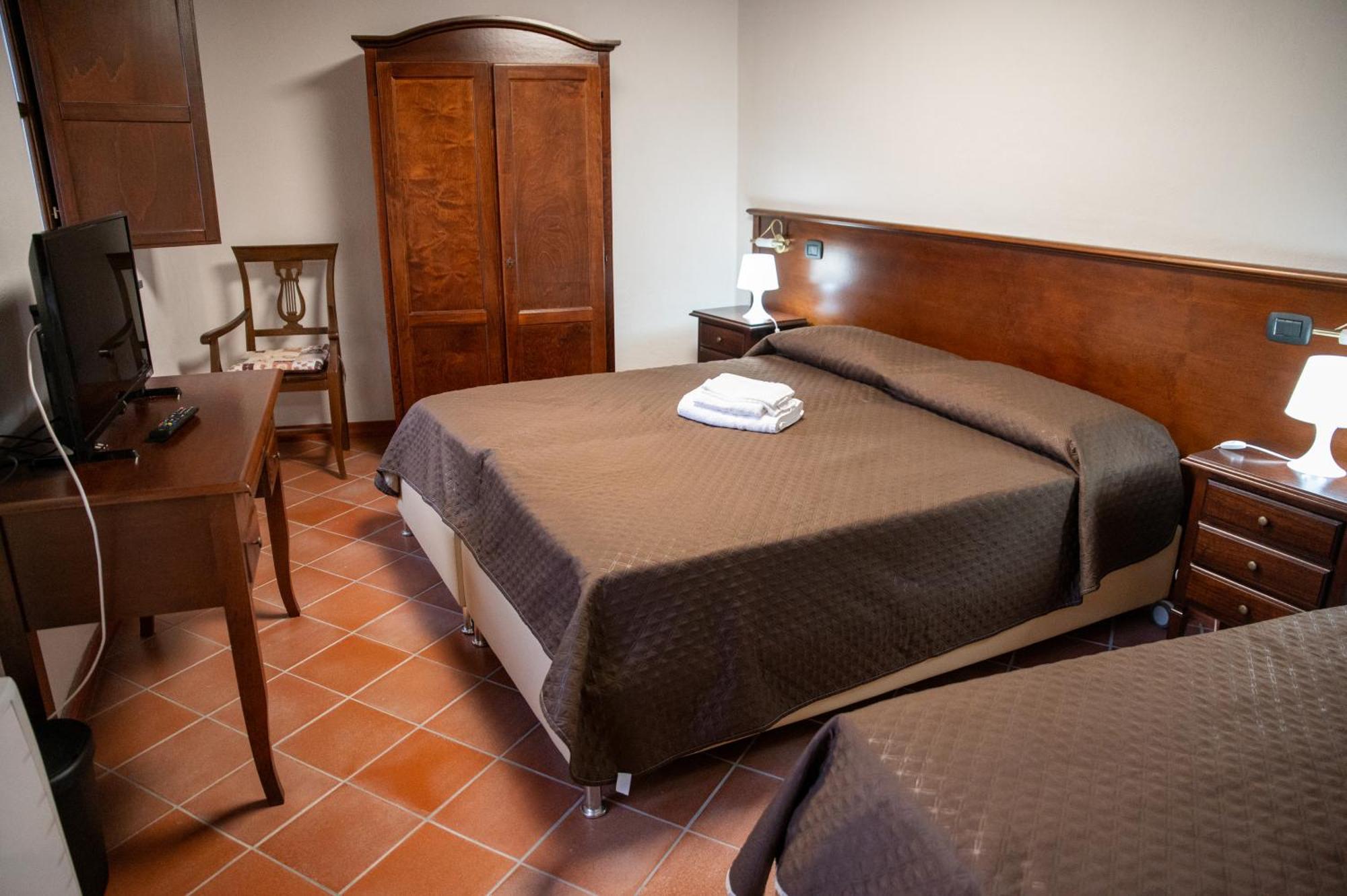Dimora Del Borgo Affittacamere ซานจิเนโต ภายนอก รูปภาพ