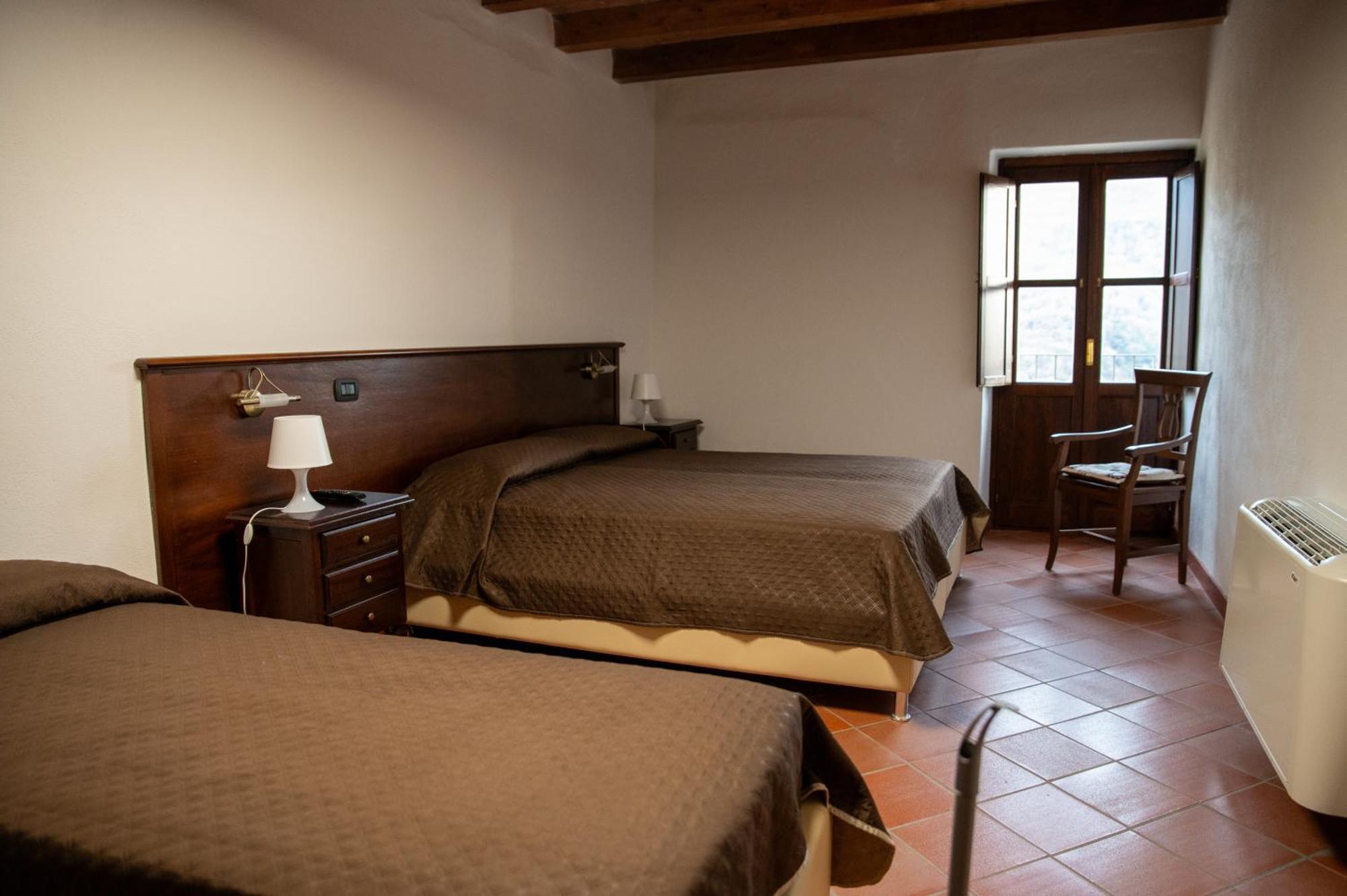 Dimora Del Borgo Affittacamere ซานจิเนโต ภายนอก รูปภาพ